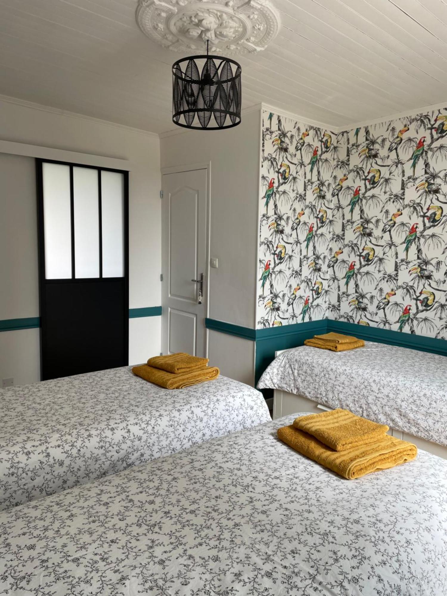 Bien Et Toit Bed & Breakfast Montredon  Bagian luar foto