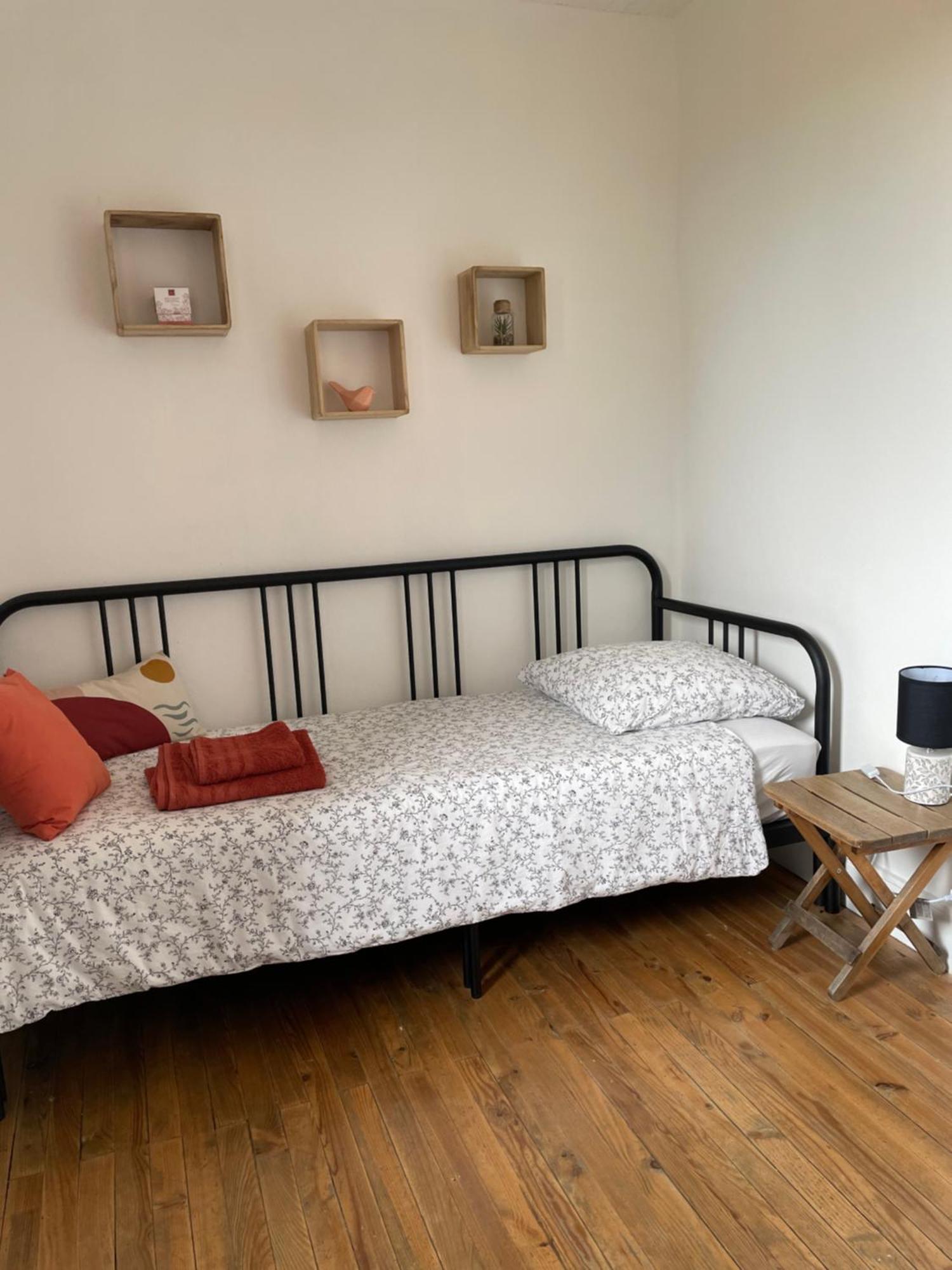 Bien Et Toit Bed & Breakfast Montredon  Bagian luar foto