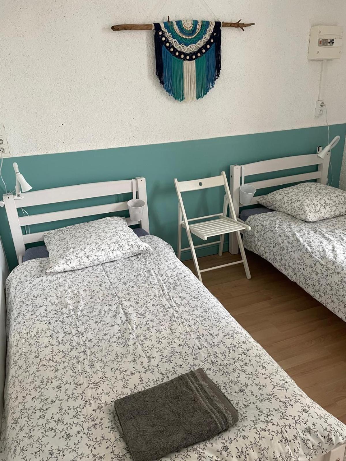 Bien Et Toit Bed & Breakfast Montredon  Bagian luar foto